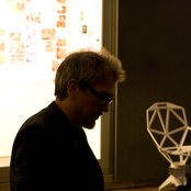 Howe Gelb - List pictures