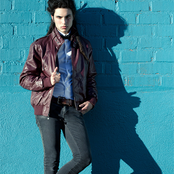 Samuel Larsen - List pictures
