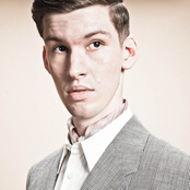 Willy Moon - List pictures
