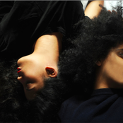 Ibeyi - List pictures