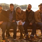 Drew Holcomb And The Neighbors - List pictures