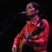 Lori Mckenna - List pictures