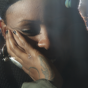 Matana Roberts - List pictures