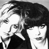 Scarlet - List pictures