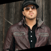 Danny Gokey - List pictures