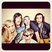 Youngblood Hawke - List pictures