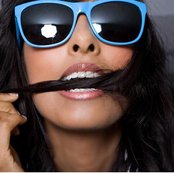 Anjulie - List pictures