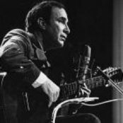 João Gilberto - List pictures