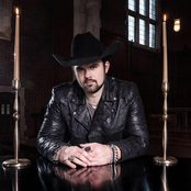 Denny Strickland - List pictures