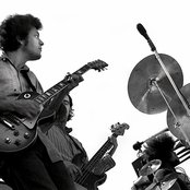 Mike Bloomfield - List pictures