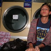 Burns - List pictures