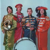 Red Hot Chili Peppers - List pictures