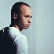 Marlon Roudette - List pictures