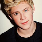 Niall Horan - List pictures