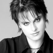 Natalie Brown - List pictures