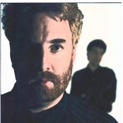 Andrew Gold - List pictures