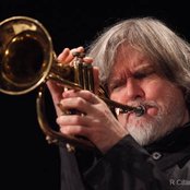 Tom Harrell - List pictures
