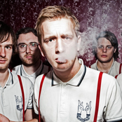 Kraftklub - List pictures