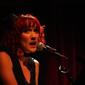 Emma Dean - List pictures