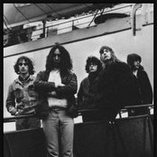 Outsiders - List pictures