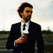 Fyfe Dangerfield - List pictures