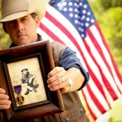 Aaron Watson - List pictures