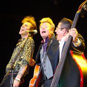 Stray Cats - List pictures