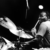Elvin Jones - List pictures