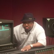 Valet - List pictures