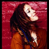 Ani Difranco - List pictures