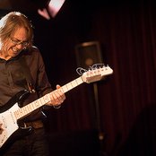 Wayne Krantz - List pictures