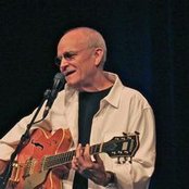 Ian Thomas - List pictures