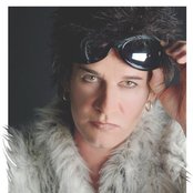 Daniel Ash - List pictures