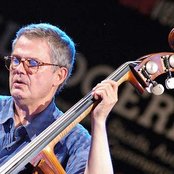 Charlie Haden - List pictures