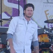 Blake Shelton - List pictures
