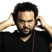 Carlos Jean - List pictures