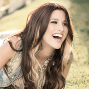 Cassadee Pope - List pictures