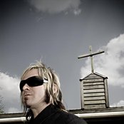 Kevin Max - List pictures