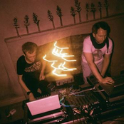 Mario & Vidis - List pictures