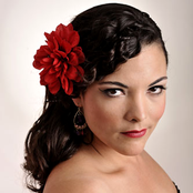 Caro Emerald - List pictures