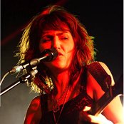 Joan As Policewoman - List pictures