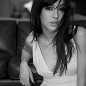 Kate Voegele - List pictures