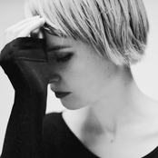 Jenny Hval - List pictures