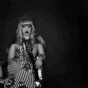 Leah Mcfall - List pictures