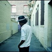 K'naan - List pictures