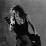 Katy Moffatt - List pictures