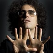 Andrés Calamaro - List pictures