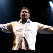 Fernandinho - List pictures