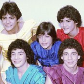 Menudo - List pictures