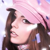 Hannah Diamond - List pictures